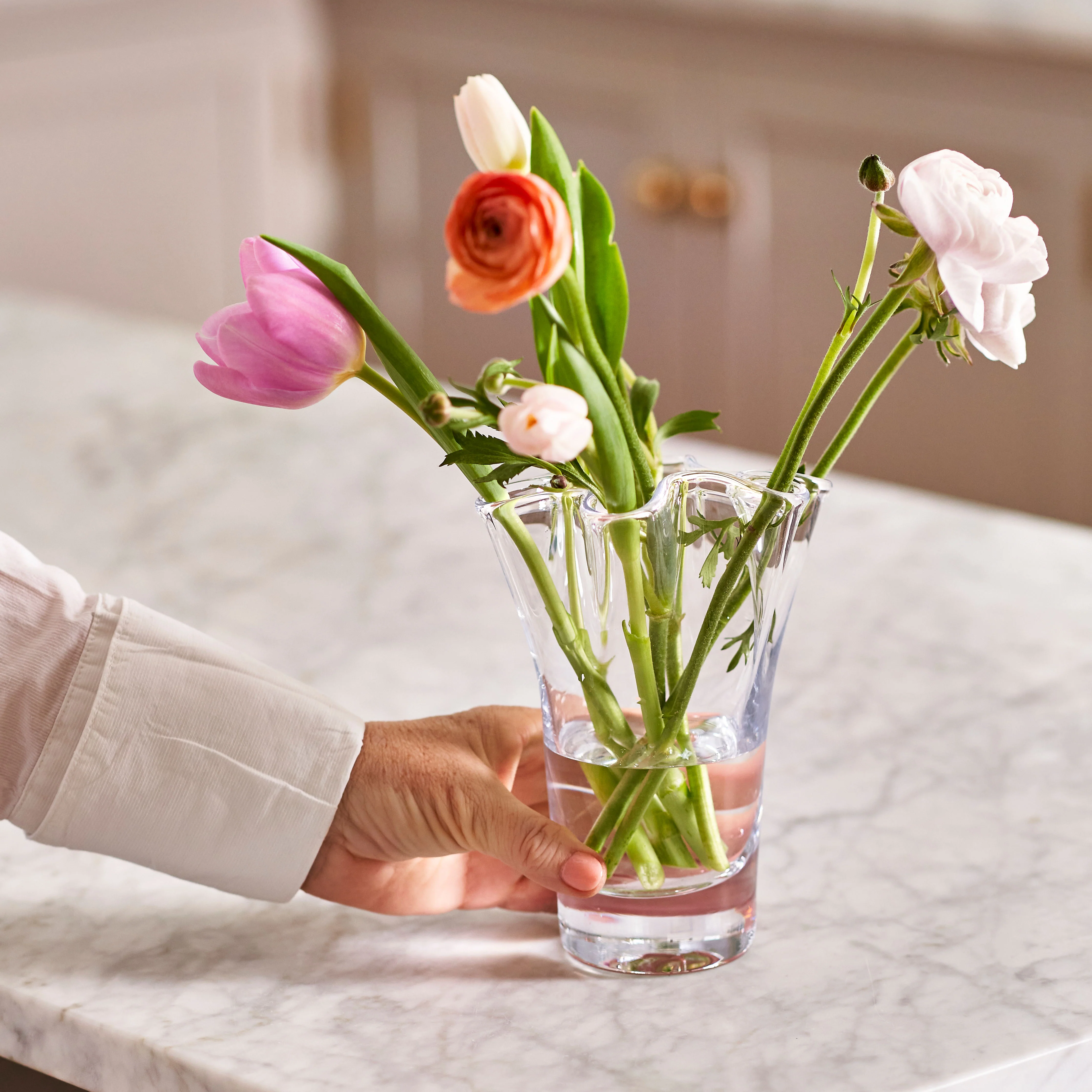 Anemone Vase - Image 4