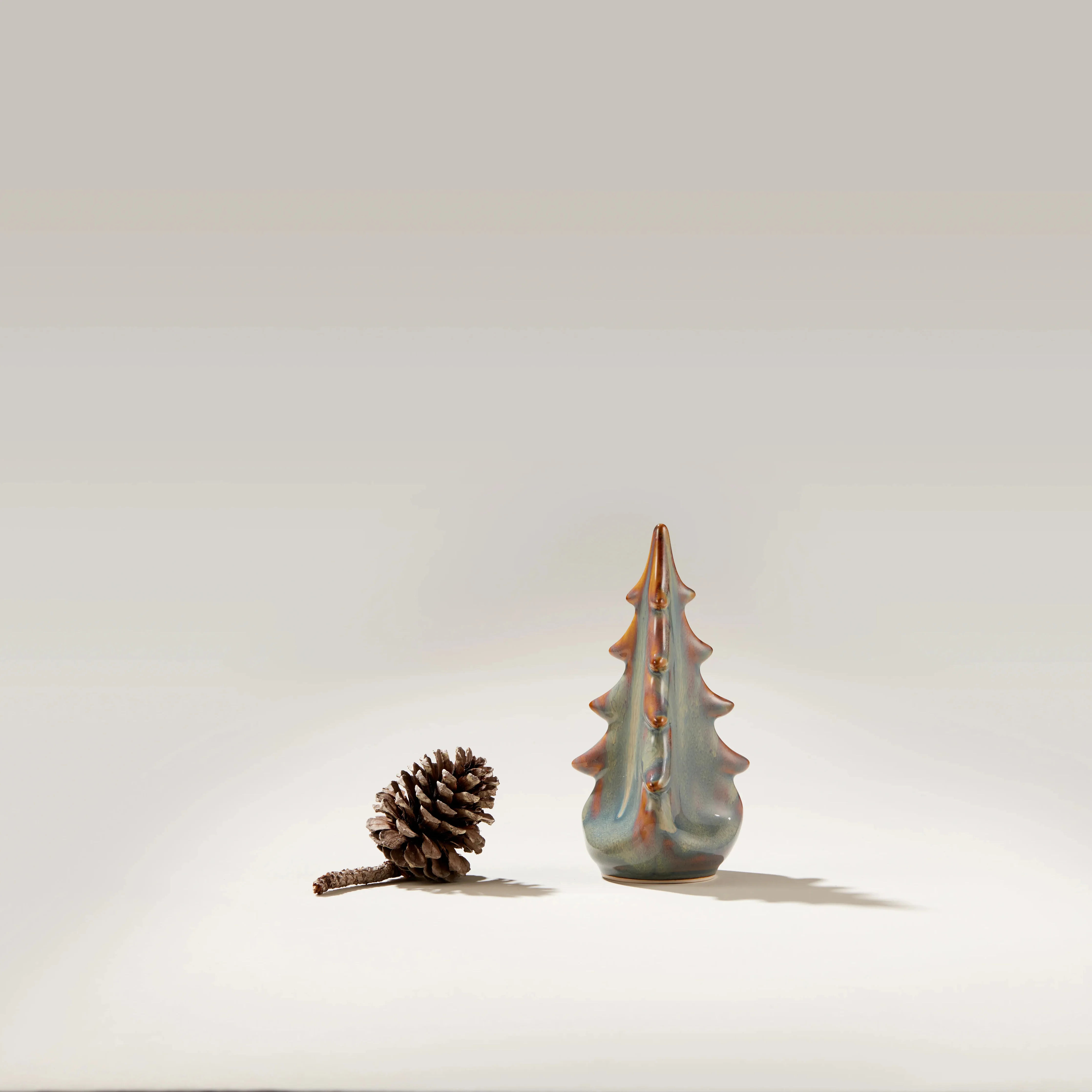 Pottery Evergreen – Moss Glen - Image 3