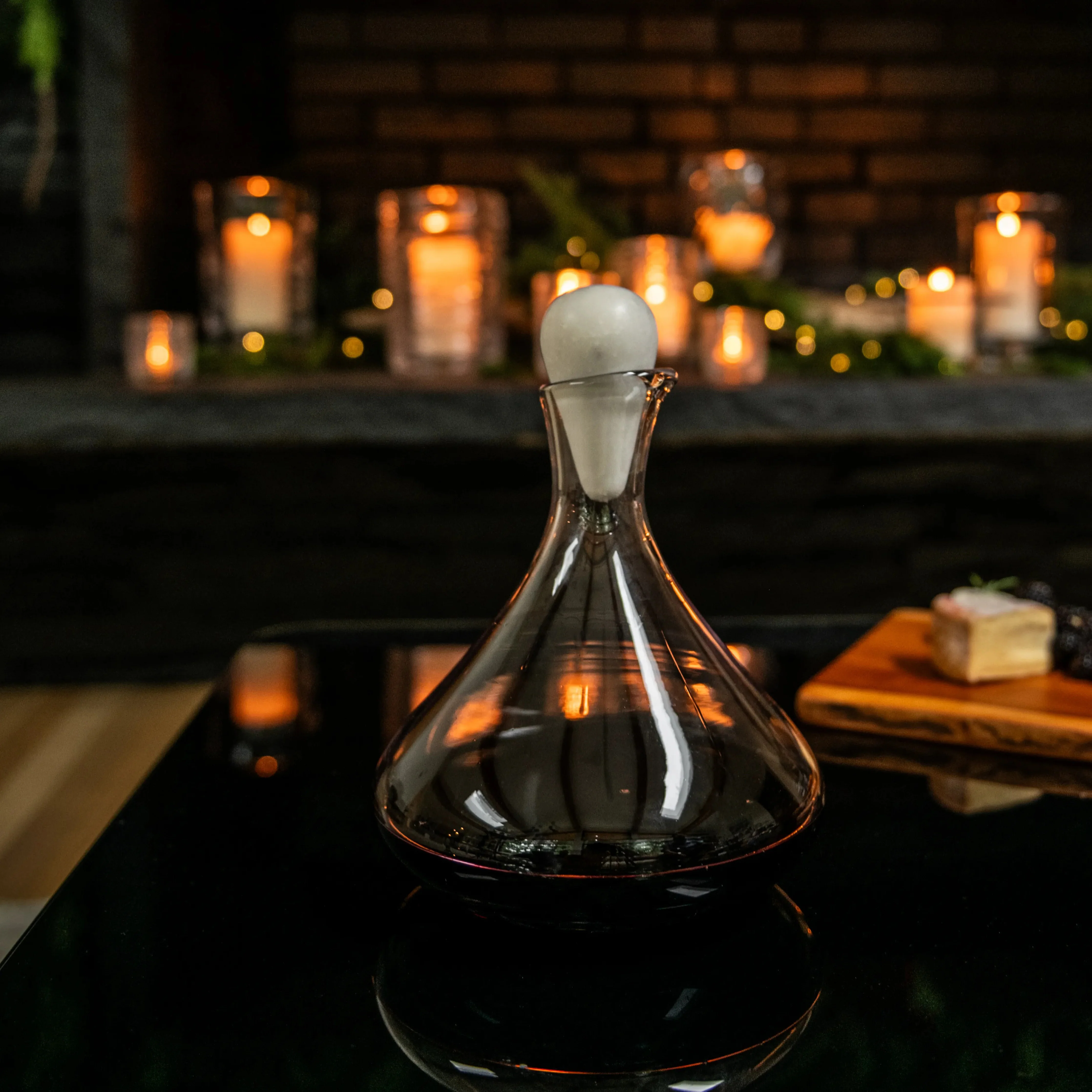 Vintner Wine Decanter with Marble Stopper - Image 3